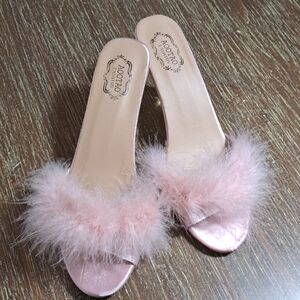AOOTAO Fashion Pink Fluffy Shoes Feathers Open Toe Gold Textured Heel Size 9.5